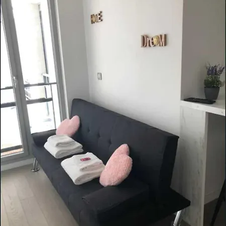 Apartment Super Appt Buttes Chaumont Paris