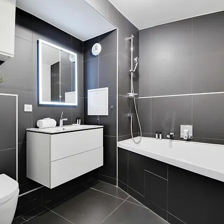Super Appt Buttes Chaumont Apartment *